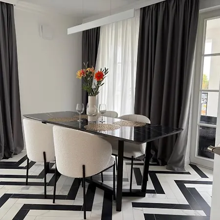 Rheintal Luxusresidenz In Röhndorf