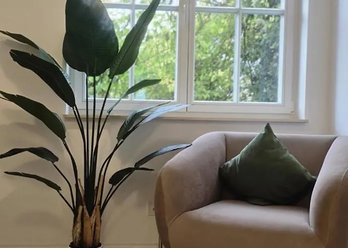 Rheintal Luxusresidenz In Roehndorf